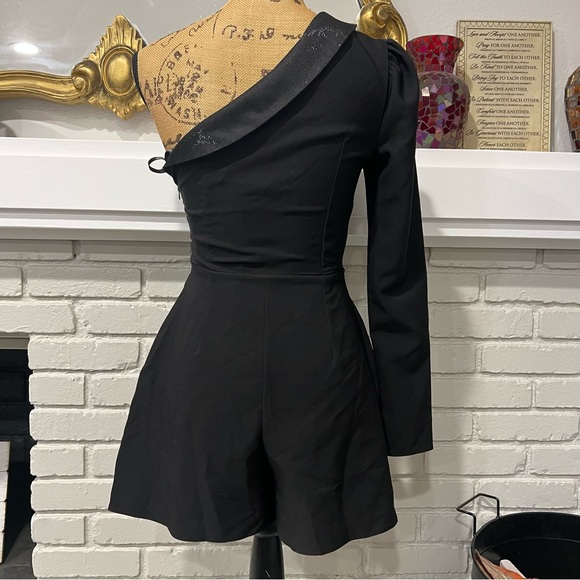 ASOS DESIGN tux one sleeve blazer romper black 4 - Picture 4 of 5